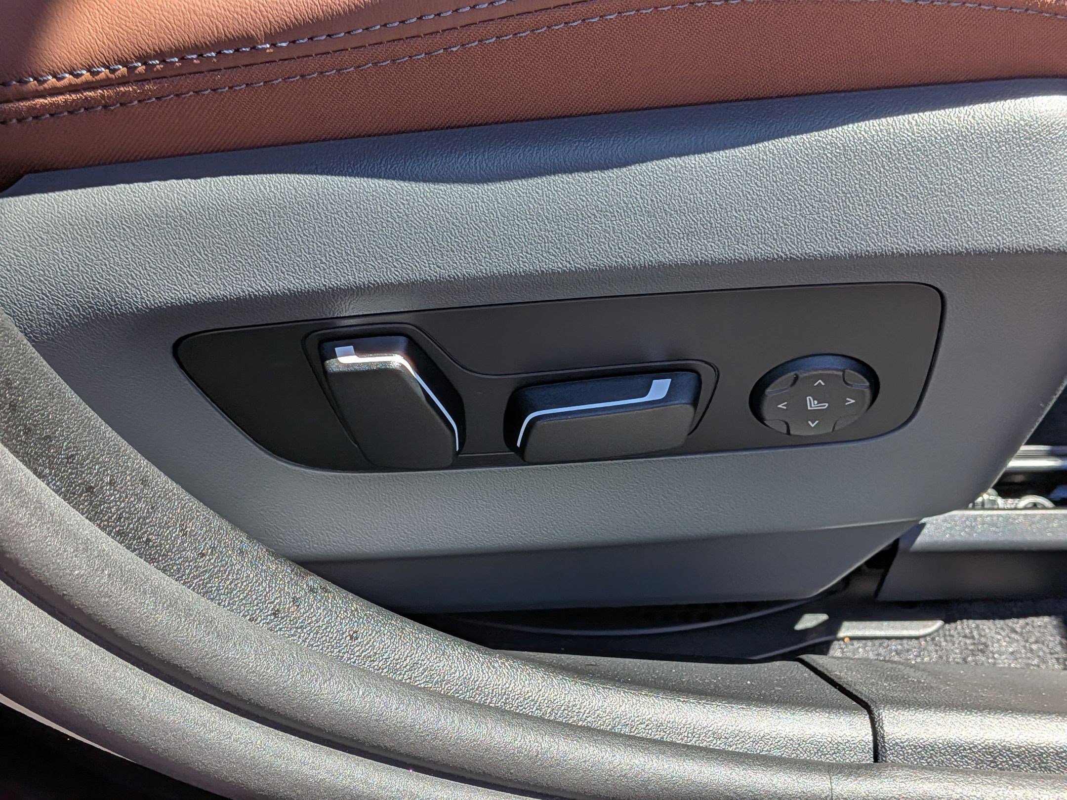 2026 BMW 5 Series 530i - Photo 37