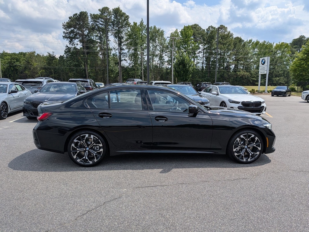New 2026 BMW 330i Sedan