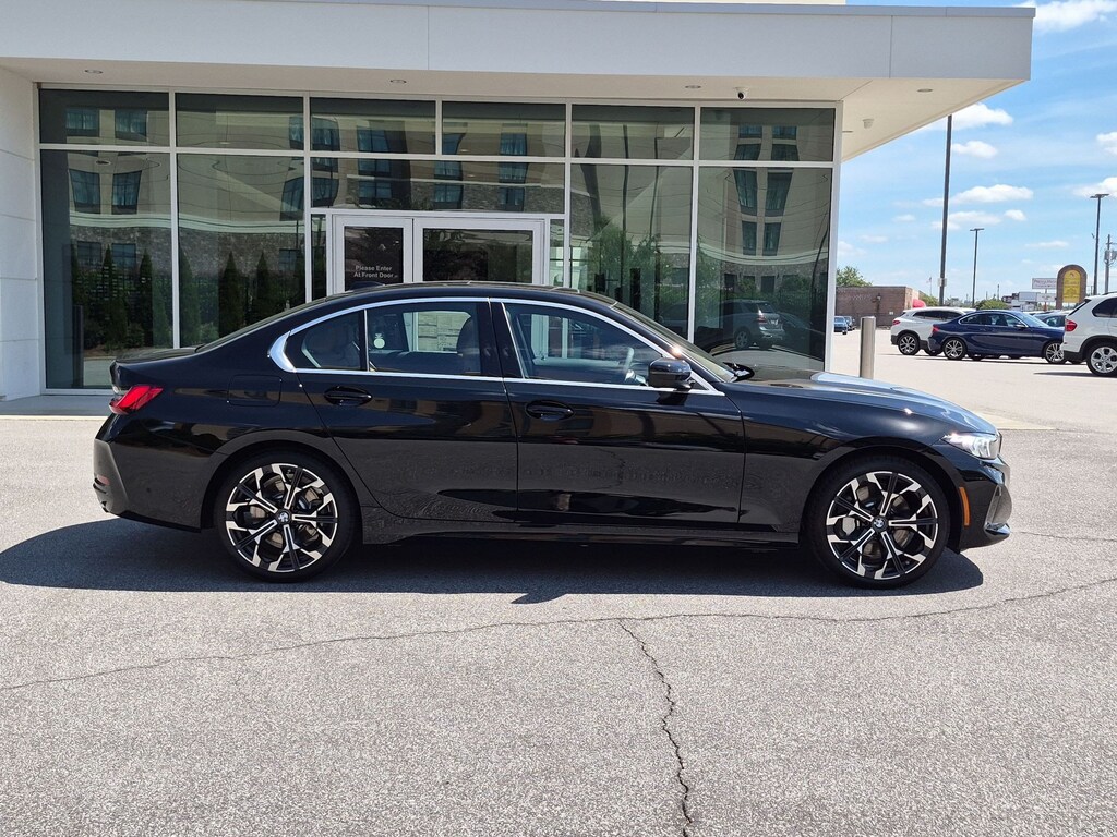 New 2026 BMW 330i Sedan