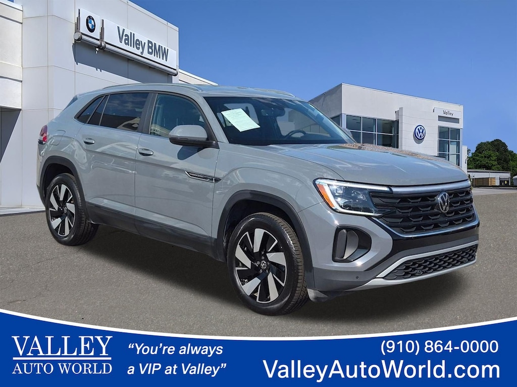 Used 2024 Volkswagen Atlas Cross Sport 2.0T SE w/Technology 2.0T SE w/Technology FWD