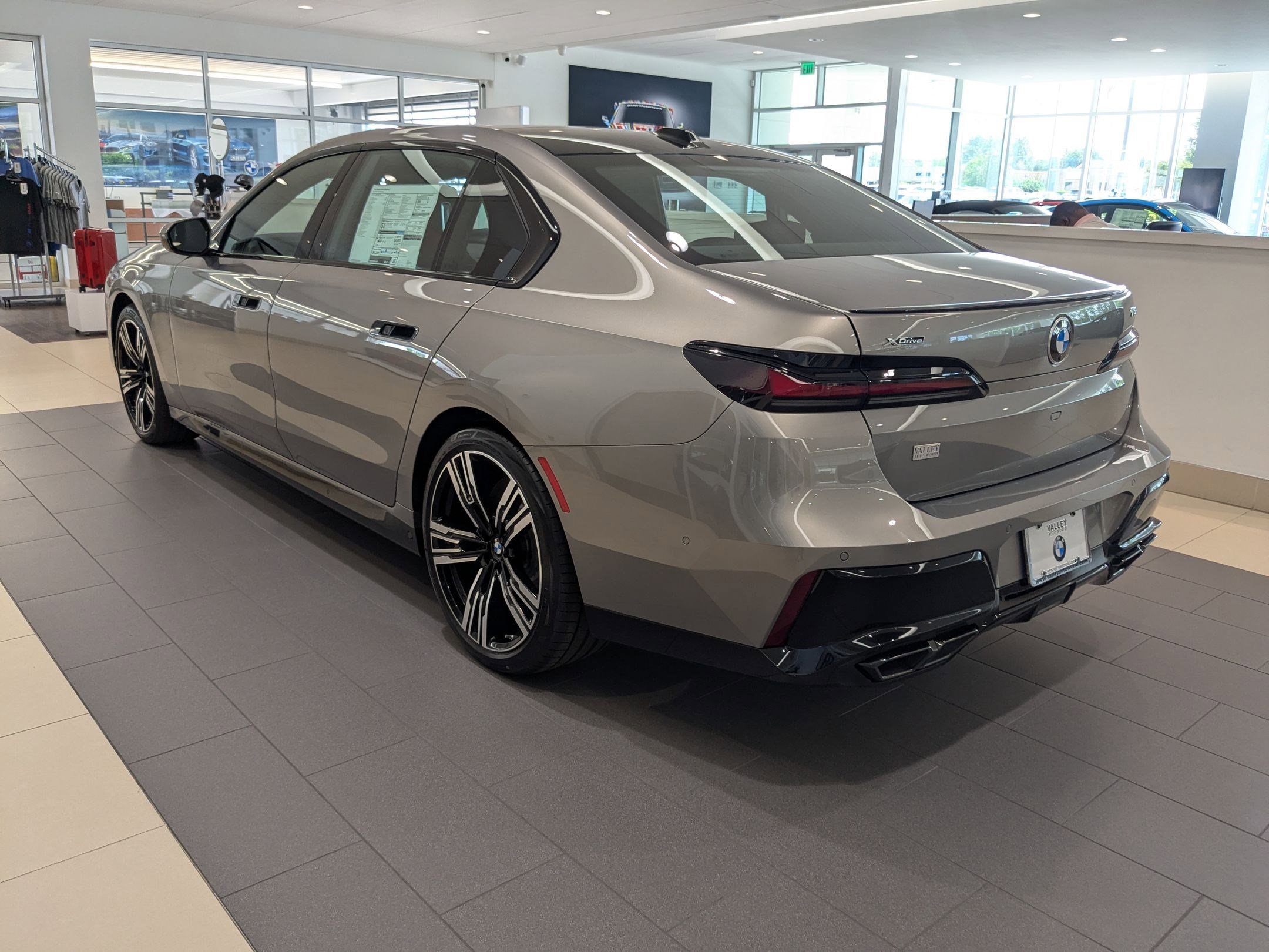 2025 Bmw 760i 760i xDrive photo 4