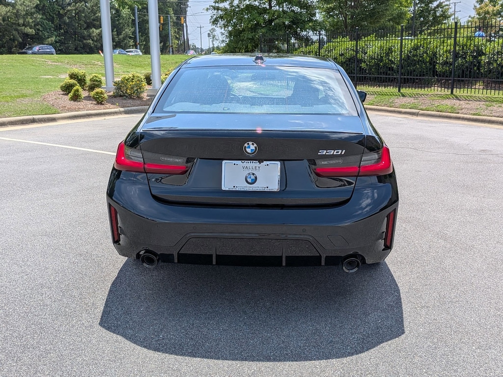 New 2026 BMW 330i Sedan