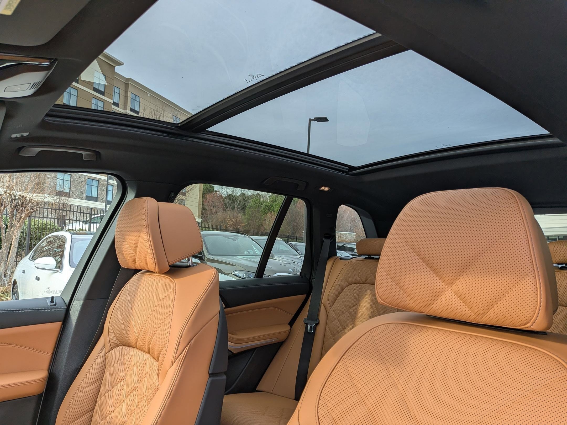 2026 BMW X5 50e - Photo 17