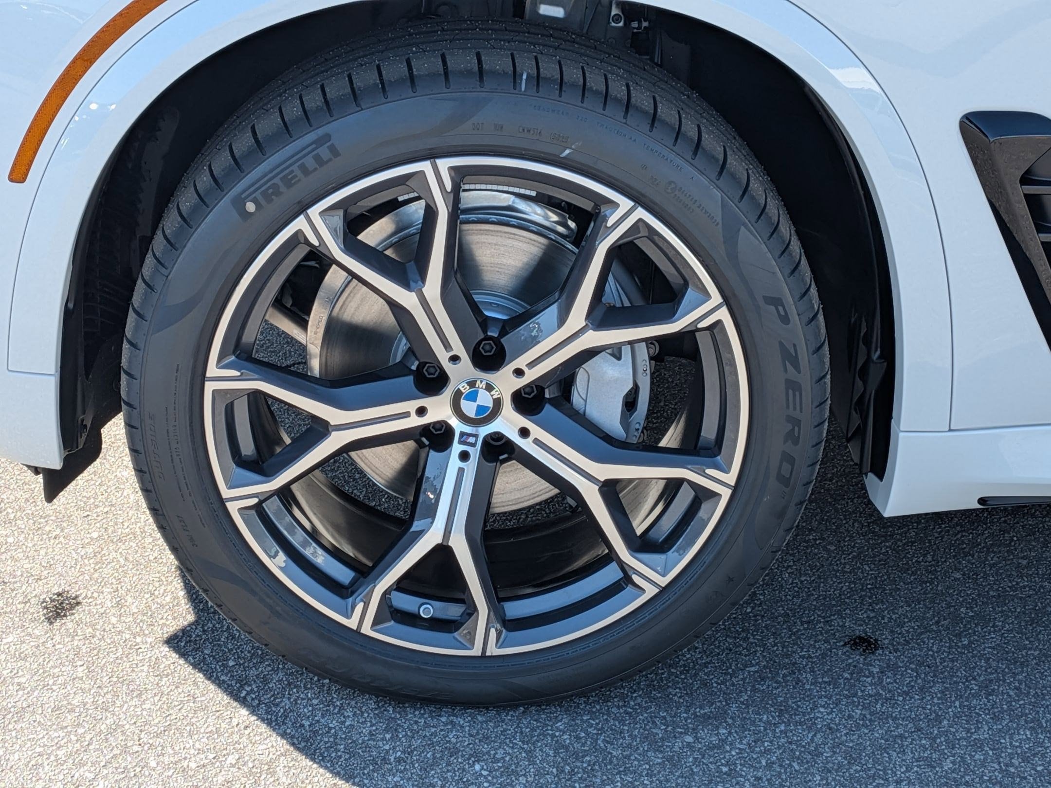 2026 BMW X5 40i - Photo 10