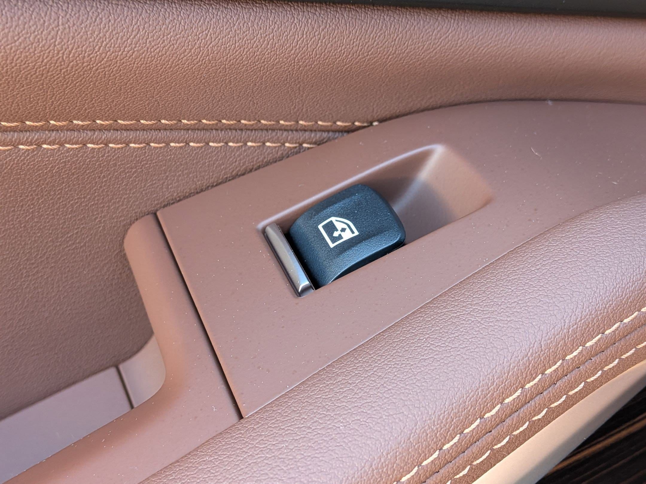 2026 BMW X5 50e - Photo 29