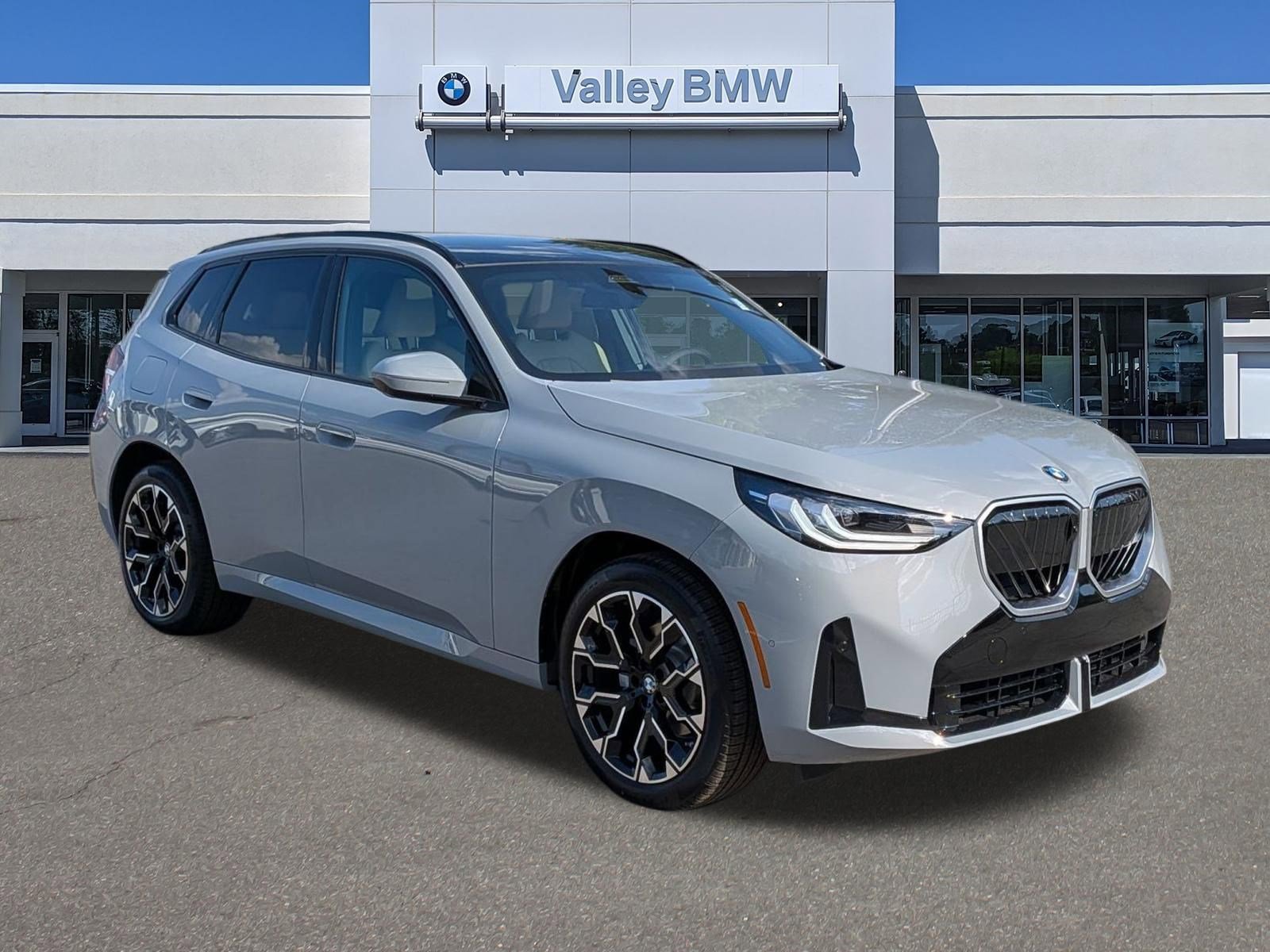 2026 BMW X3 30 XDRIVE's photo