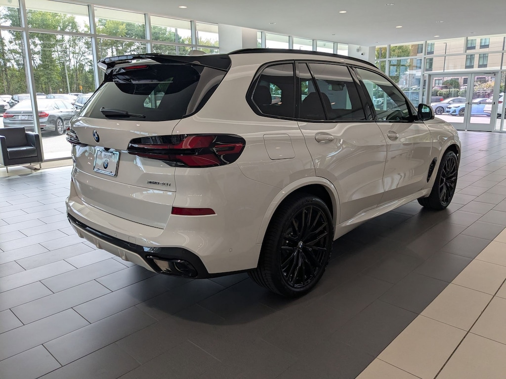 New 2026 BMW X5 xDrive40i SUV