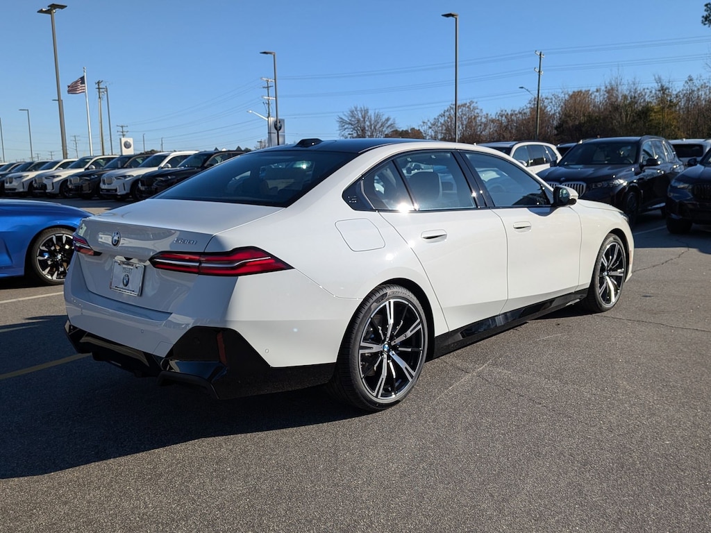 New 2026 BMW 530i xDrive Sedan