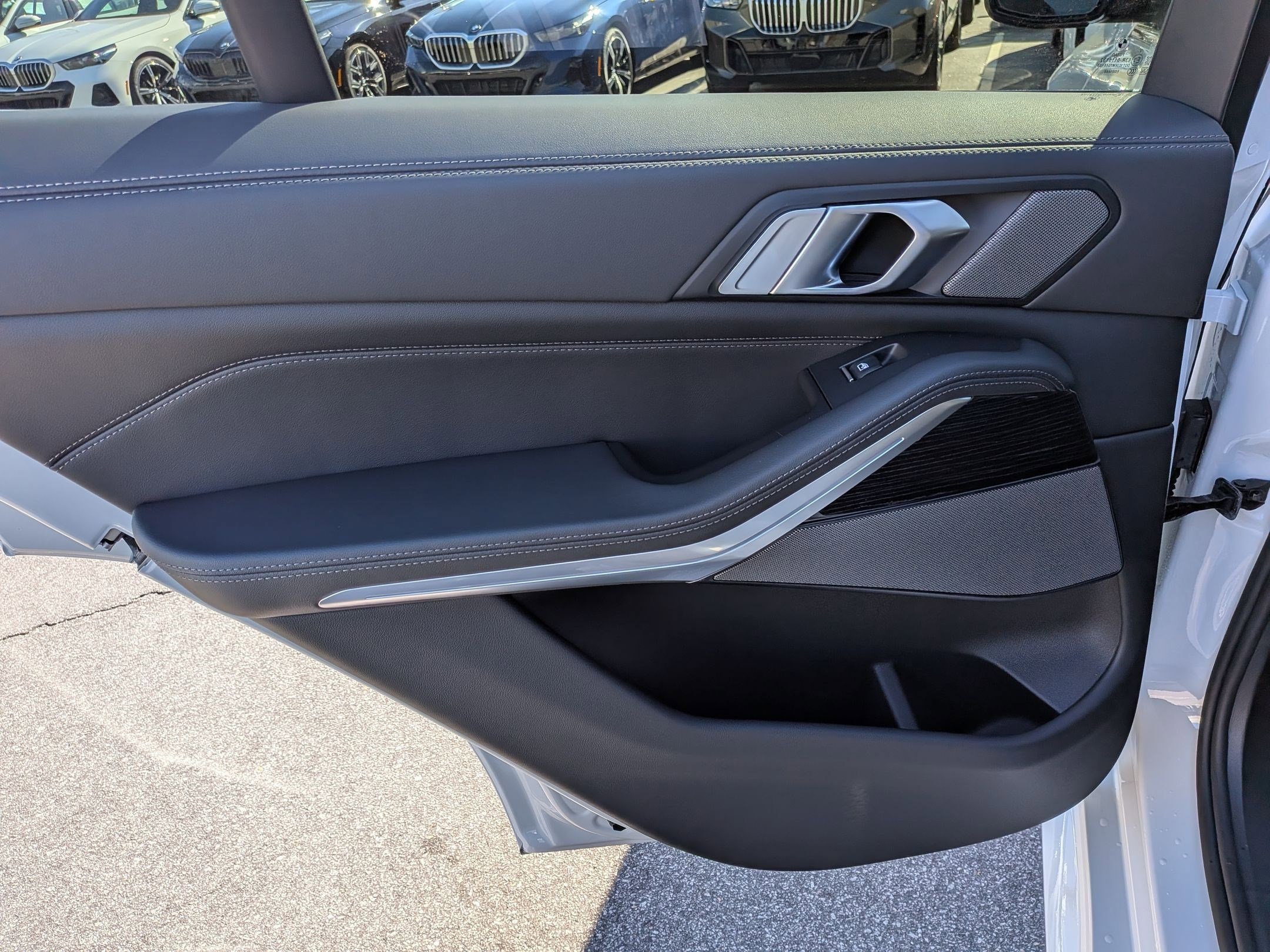 2026 BMW X5 40i - Photo 27