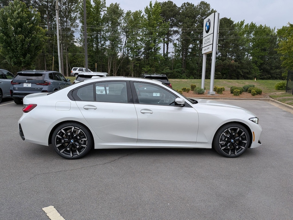 New 2026 BMW 330i Sedan