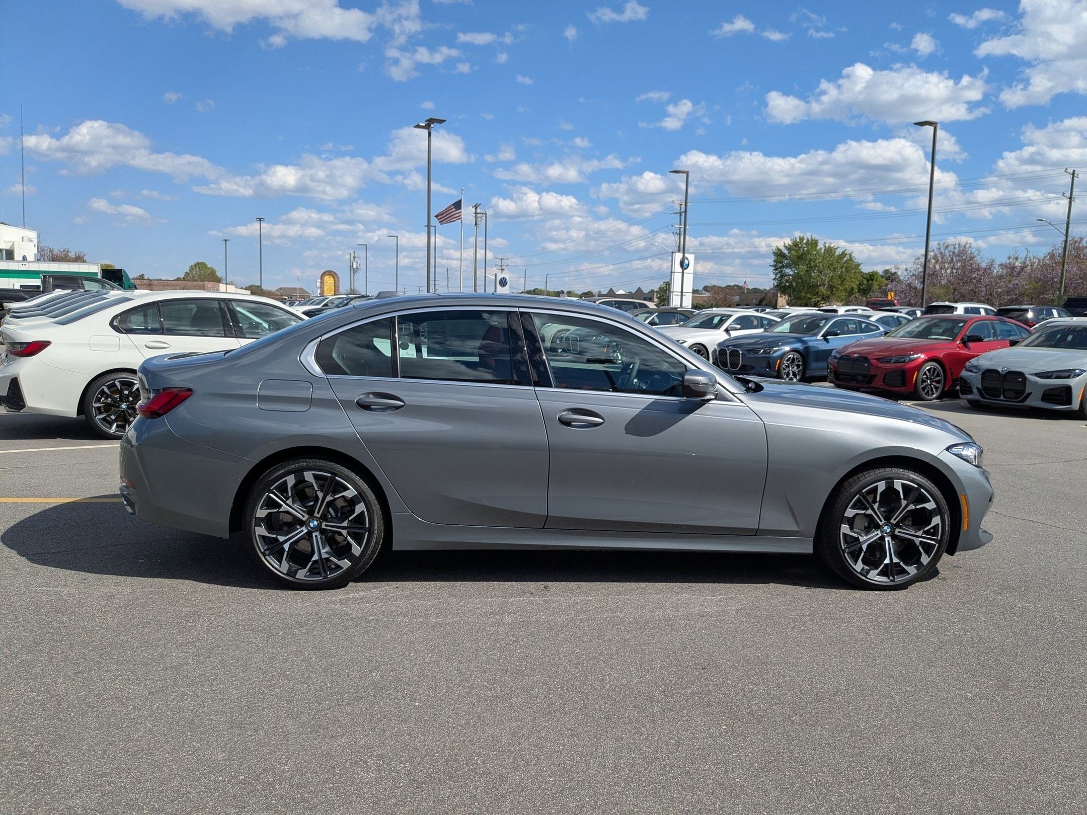 2025 Bmw 330i xDrive photo 2