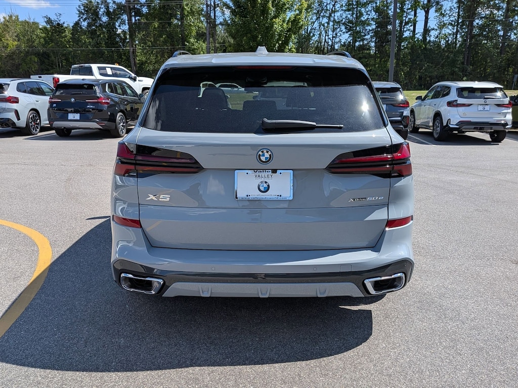New 2026 BMW X5 PHEV xDrive50e SUV