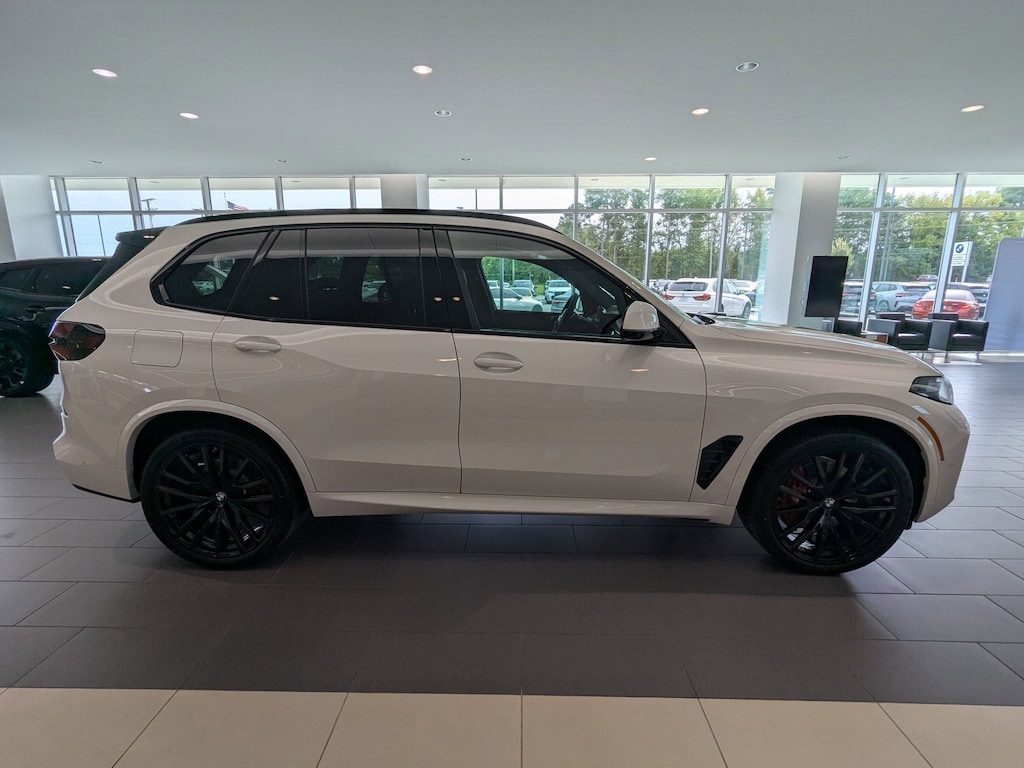 New 2026 BMW X5 xDrive40i SUV