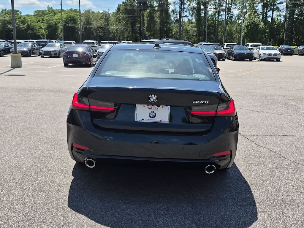 New 2026 BMW 330i Sedan