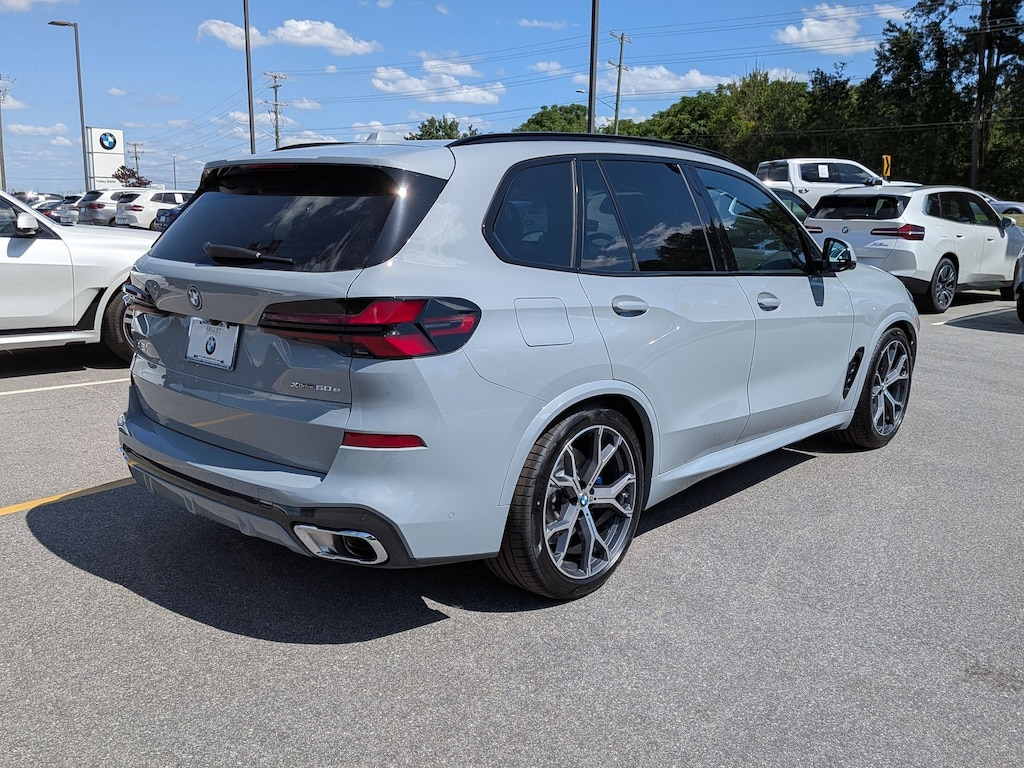 New 2026 BMW X5 PHEV xDrive50e SUV