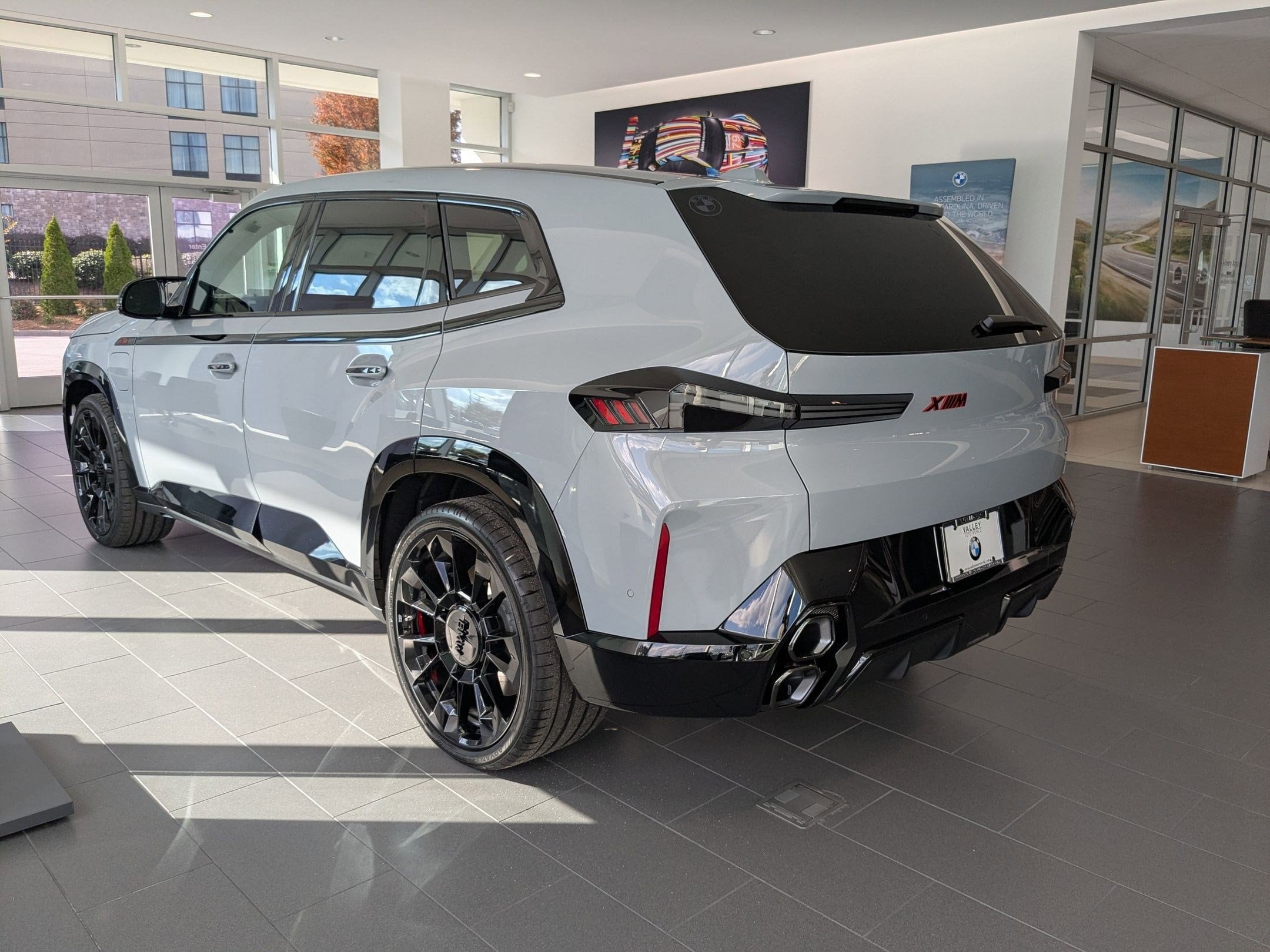 2026 BMW XM Base - Photo 6