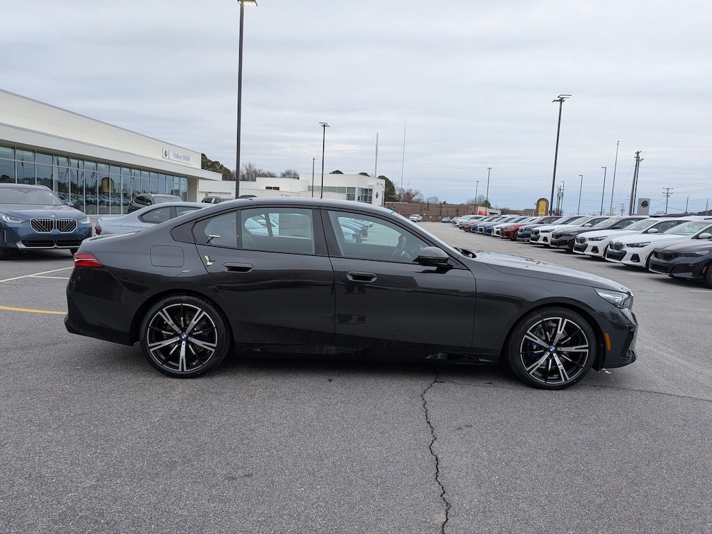 New 2026 BMW 530i Sedan