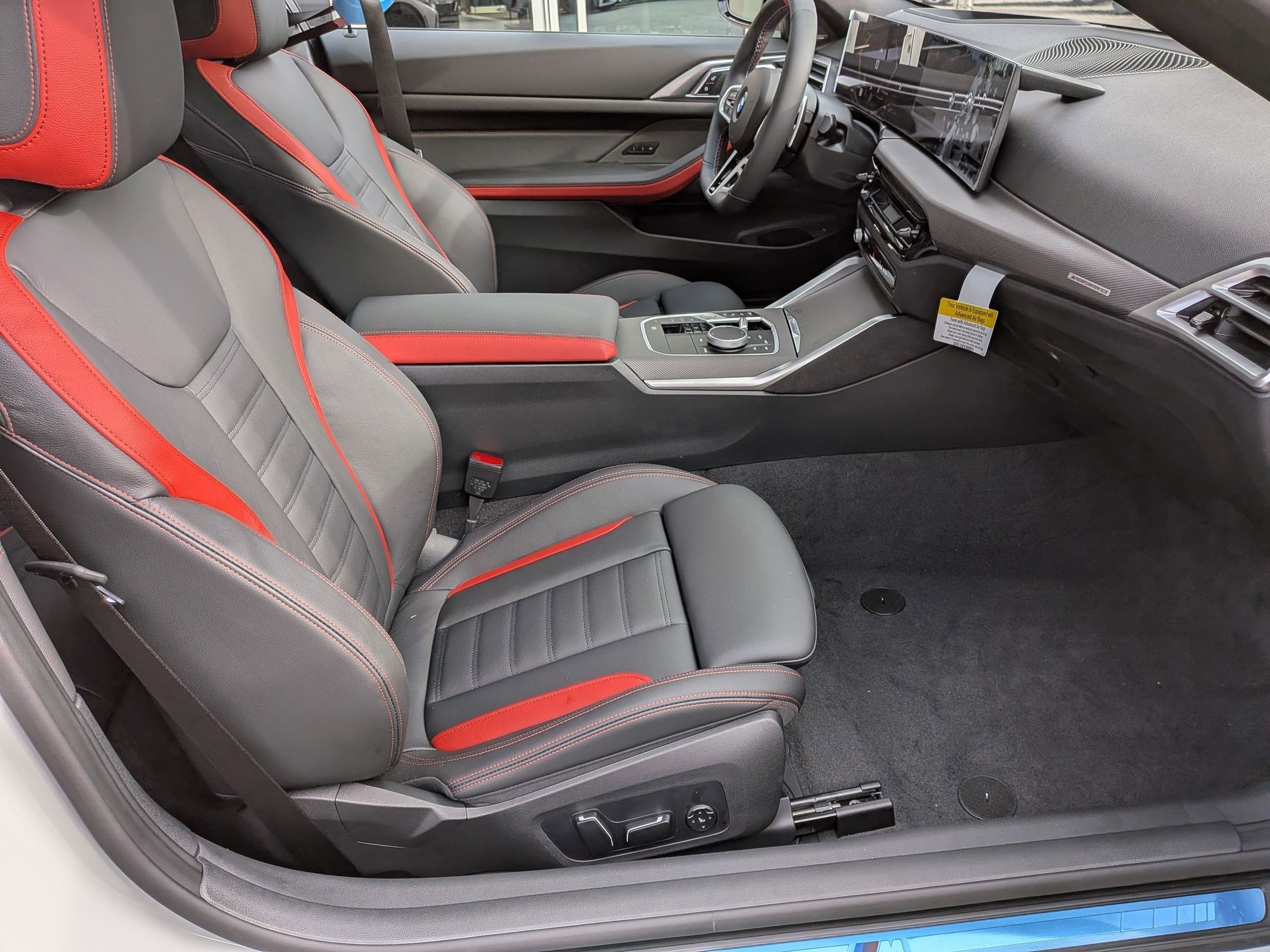2026 BMW 4 Series M440i - Photo 33