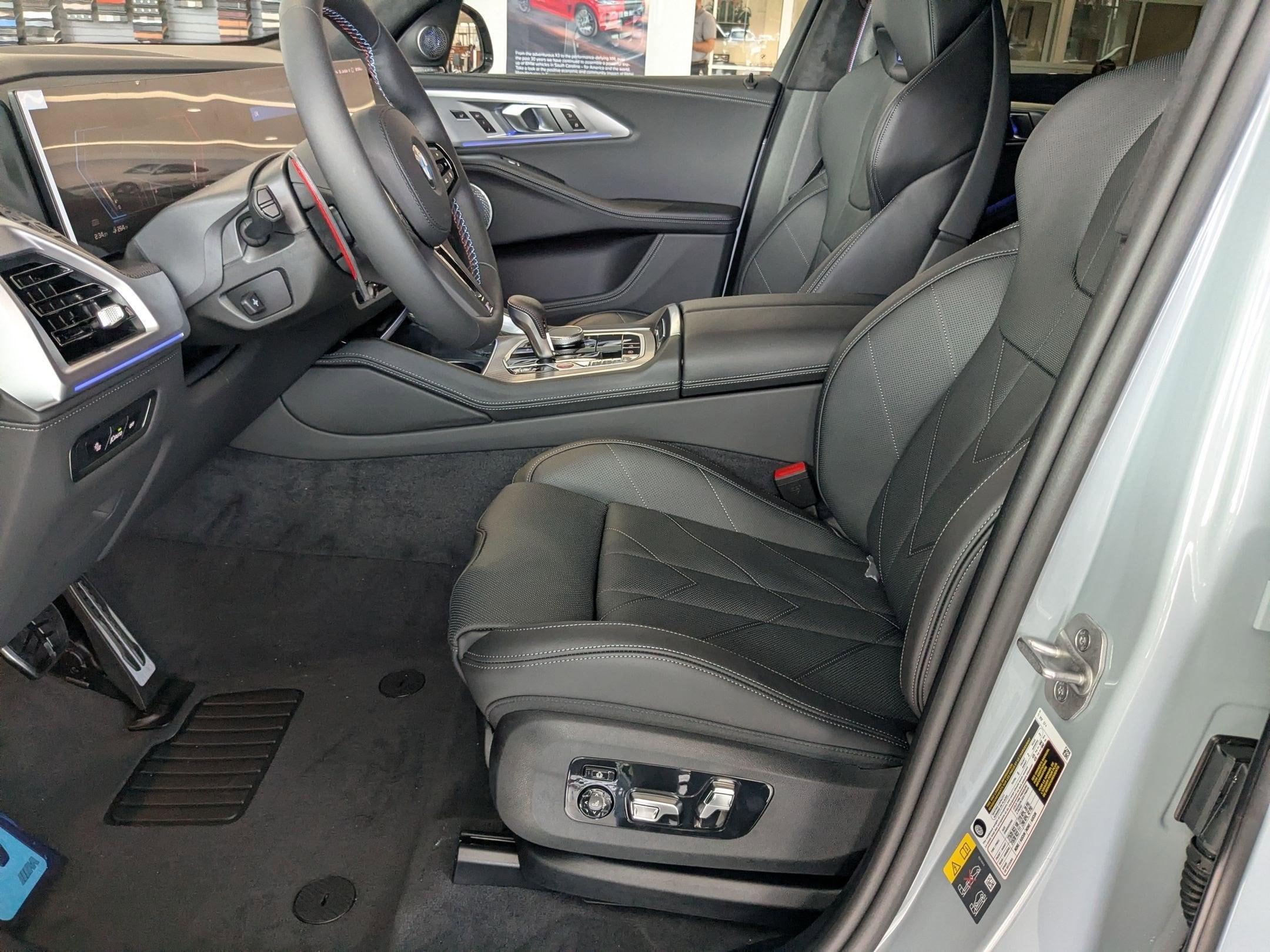 2026 BMW XM Base - Photo 14