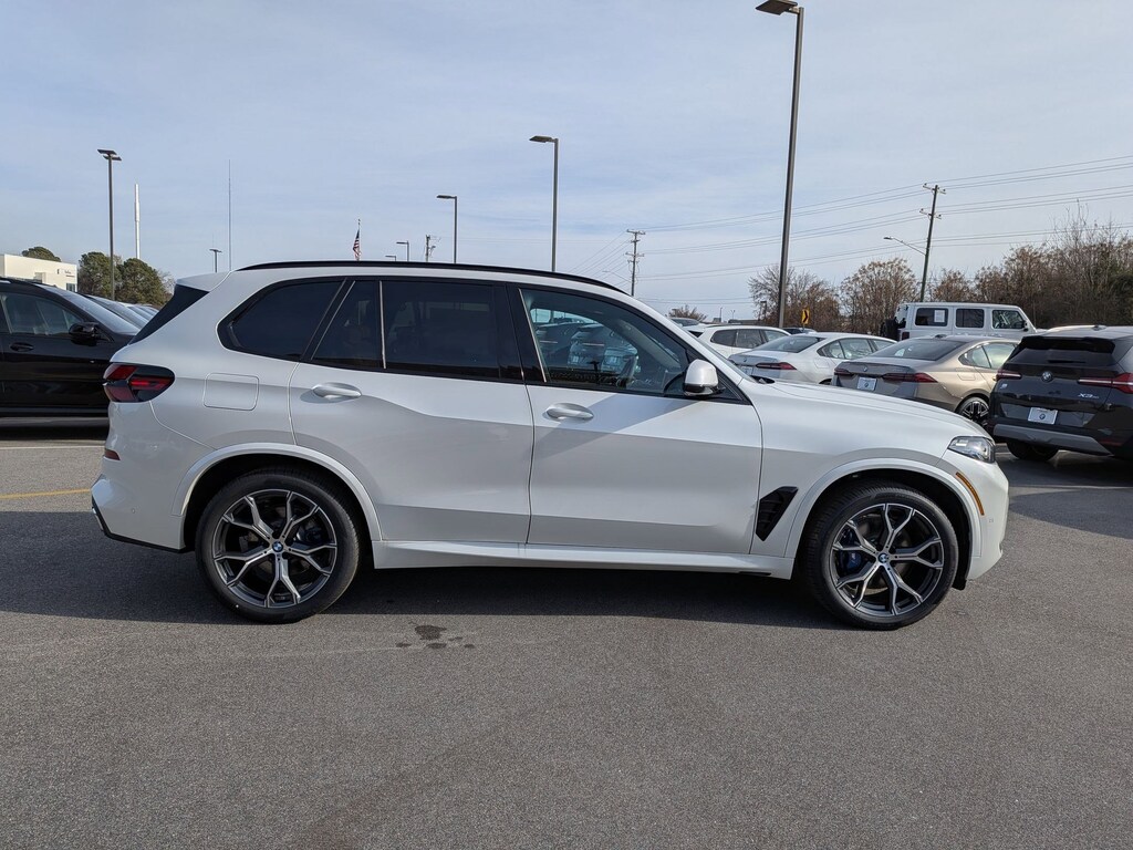 New 2026 BMW X5 xDrive40i SUV