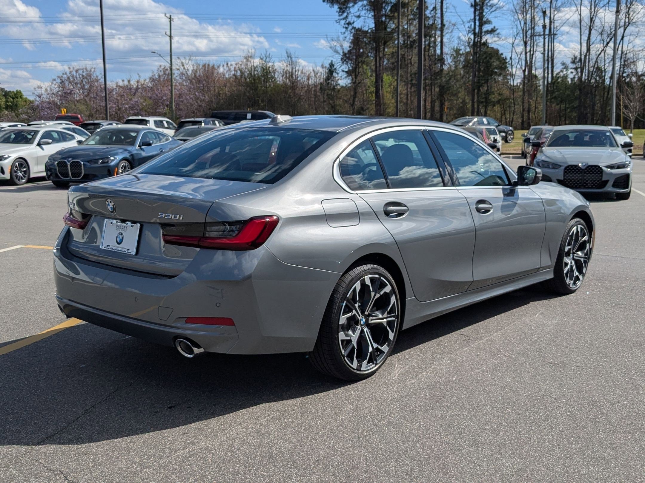 2025 Bmw 330i xDrive photo 3