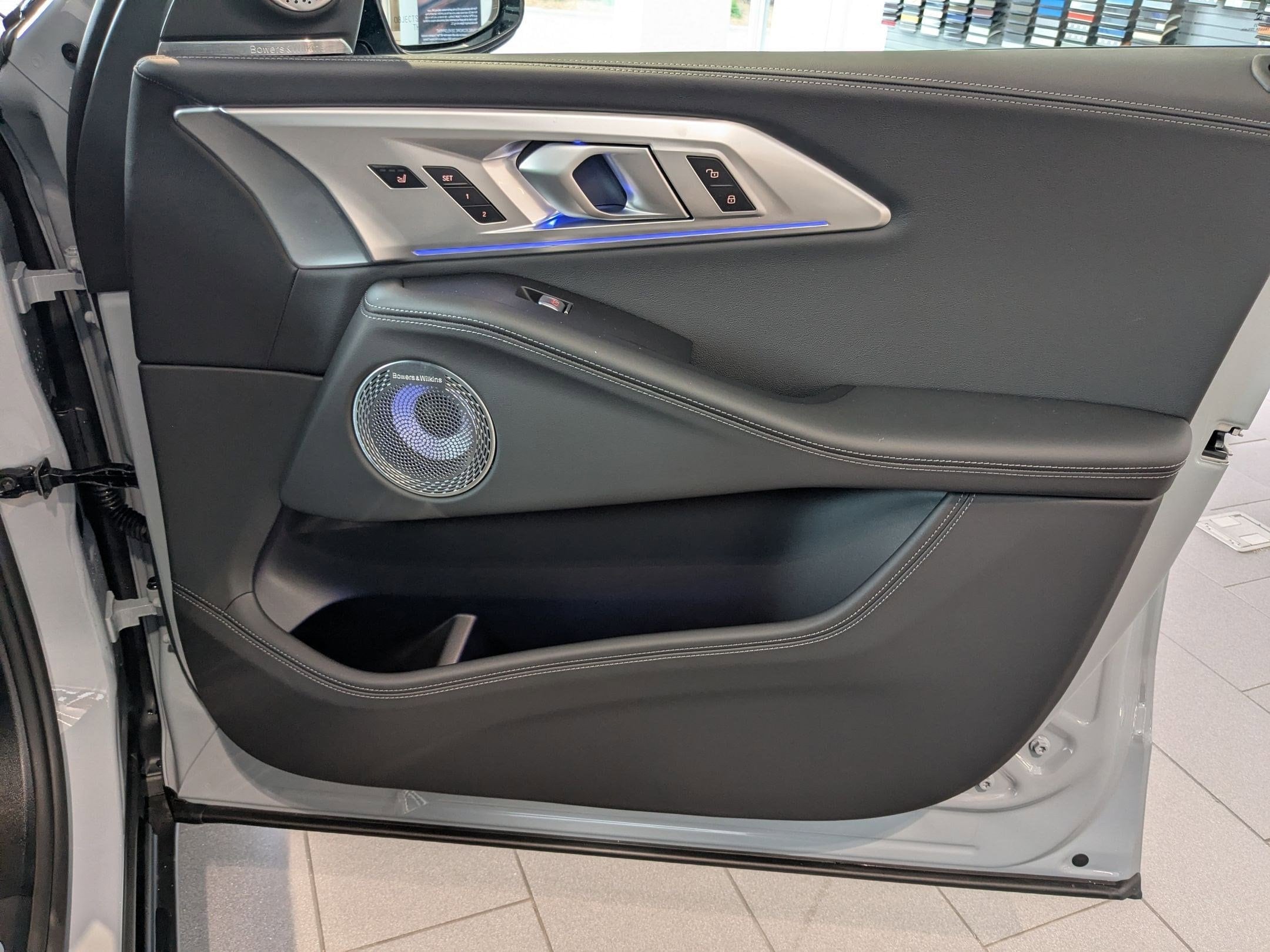 2026 BMW XM Base - Photo 34