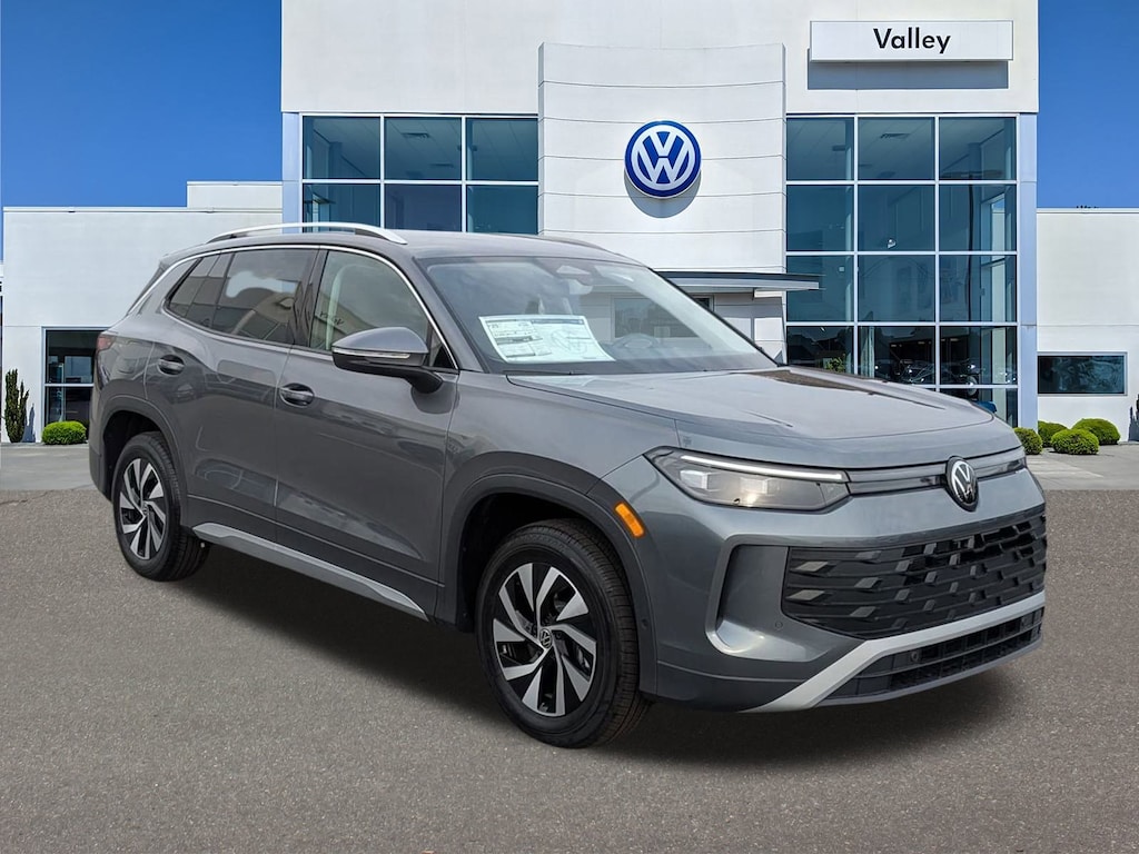 New 2026 Volkswagen Tiguan S 2.0T S 4MOTION