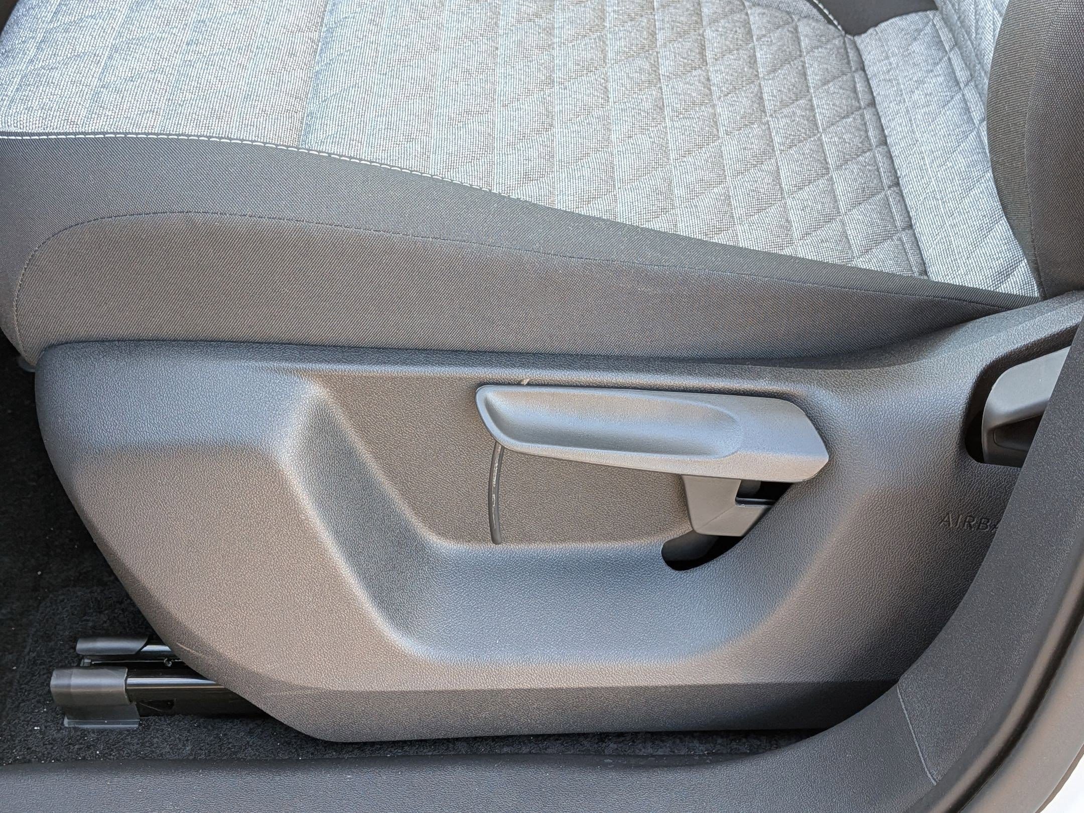 2026 Volkswagen Tiguan S - Photo 15