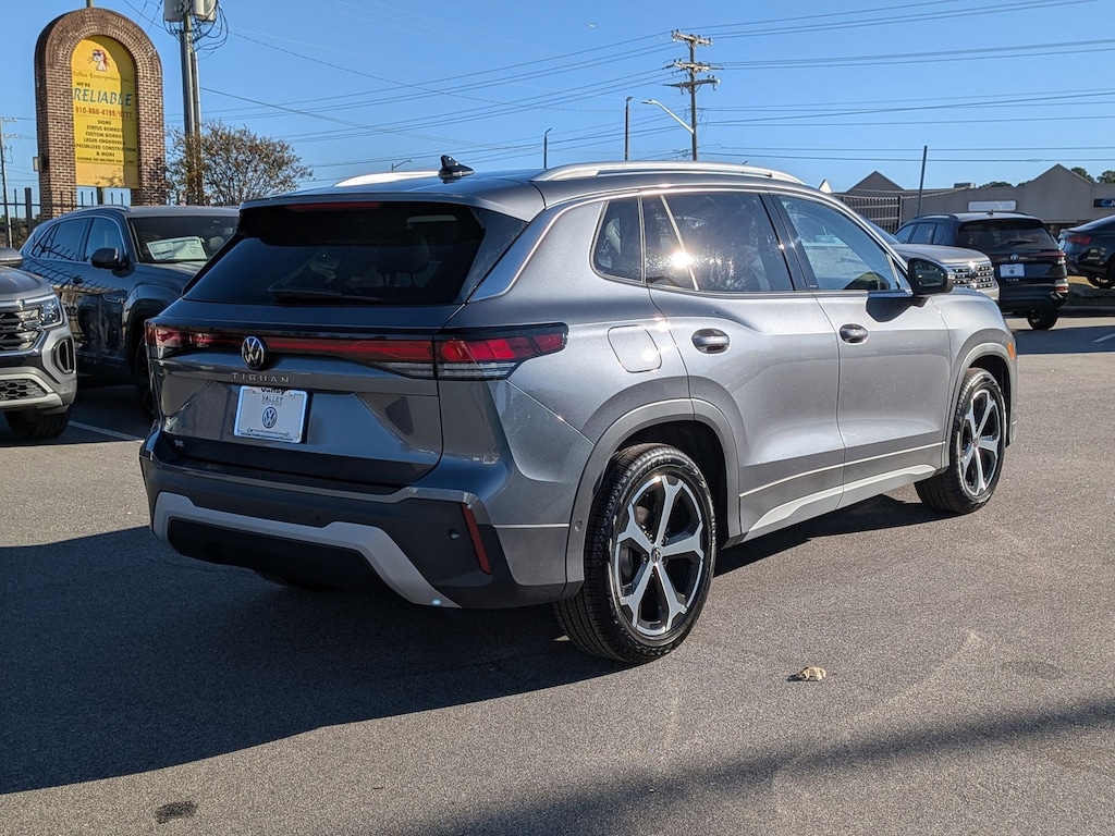 New 2026 Volkswagen Tiguan SE 2.0T SE FWD