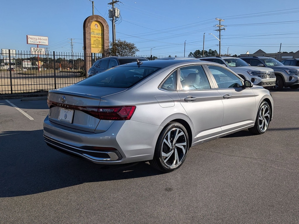 New 2026 Volkswagen Jetta SEL SEL Auto