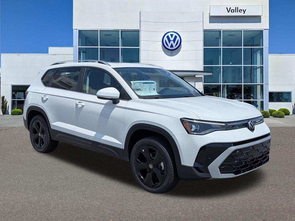 New 2026 Volkswagen Taos SEL SEL 4MOTION