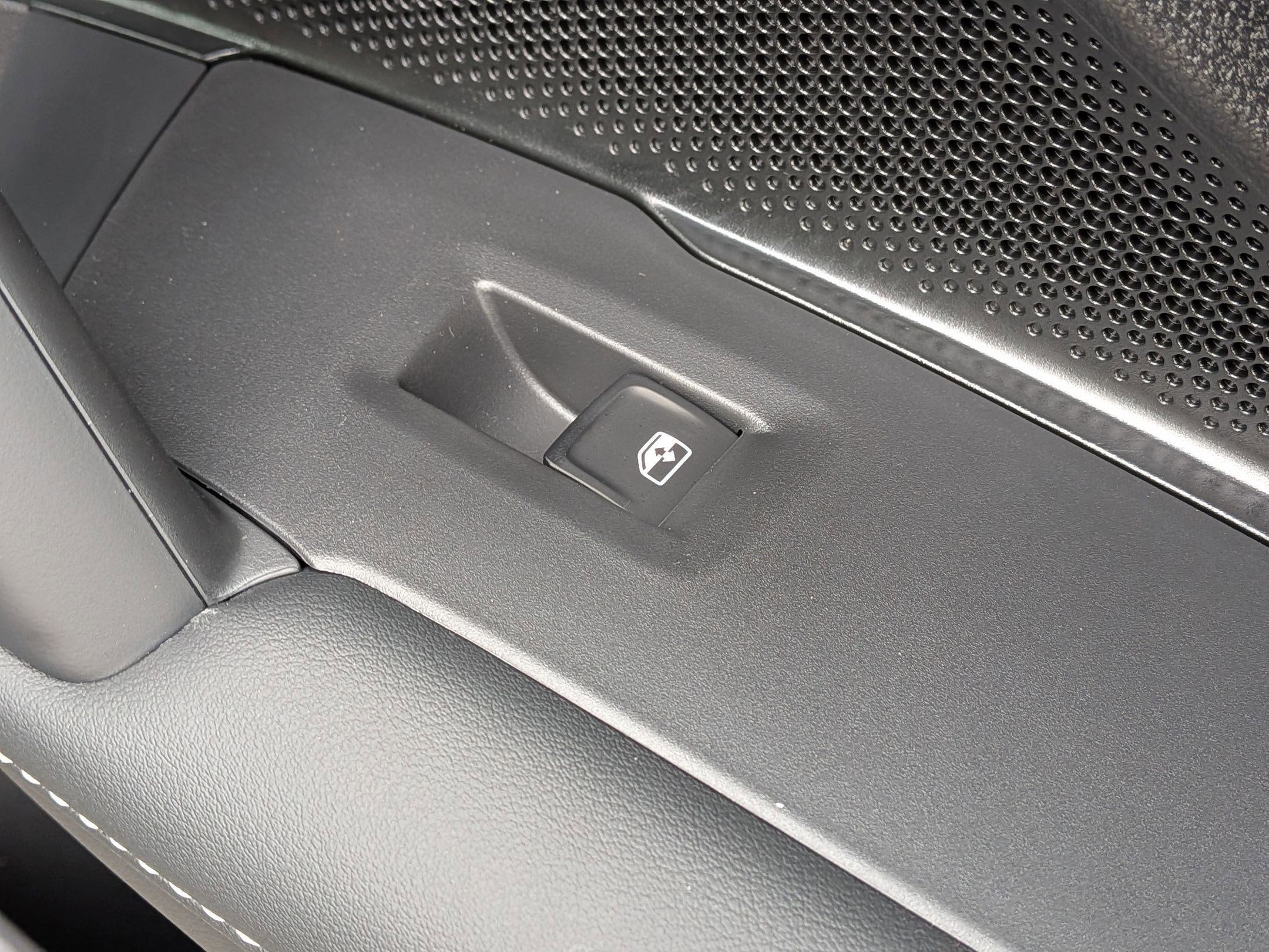 2026 Volkswagen Tiguan S - Photo 33