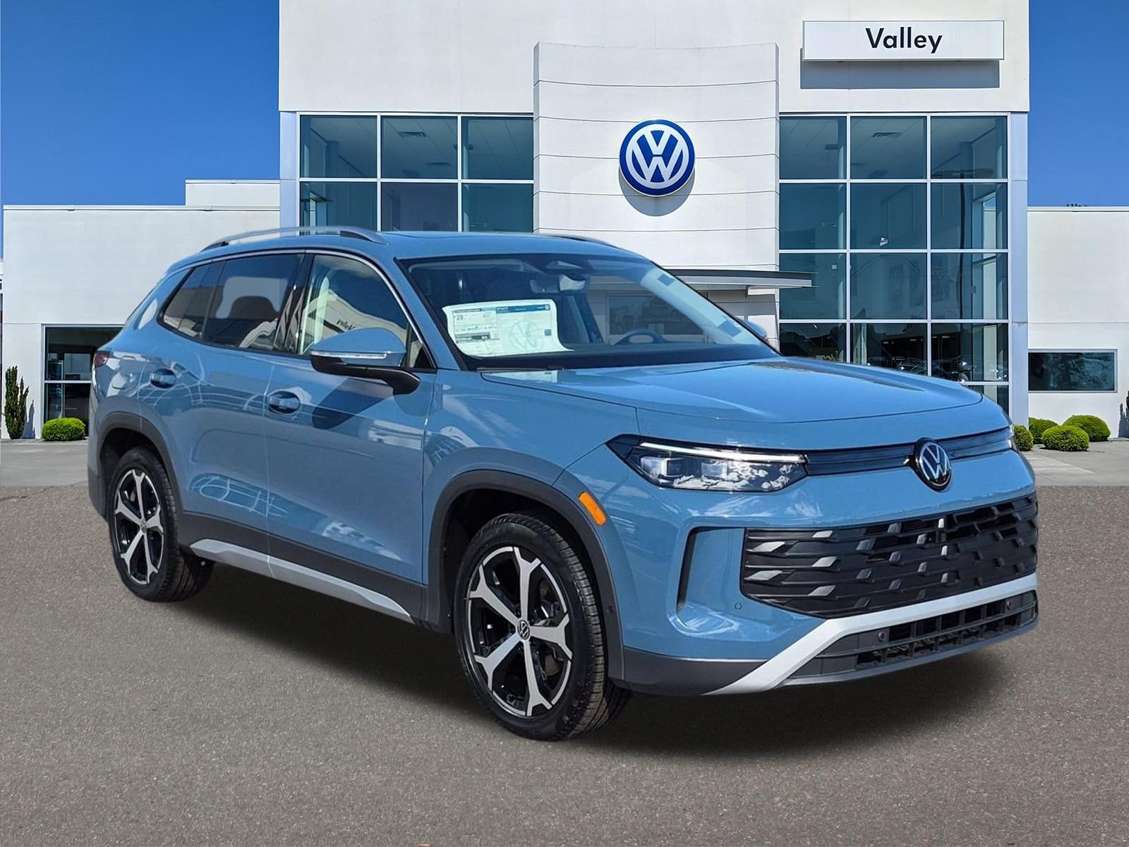 2026 Volkswagen Tiguan SE FWD 