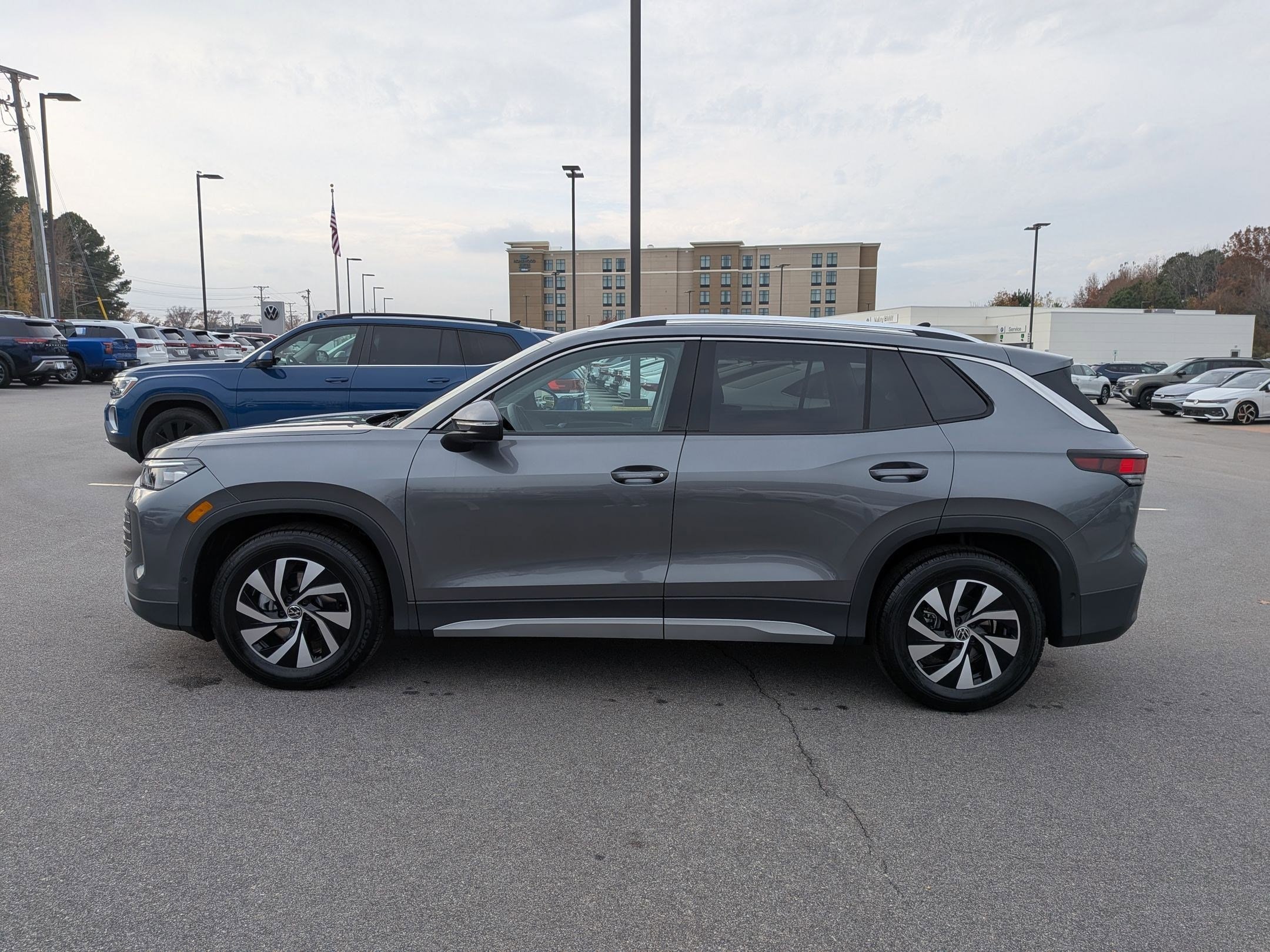 2026 Volkswagen Tiguan S - Photo 6