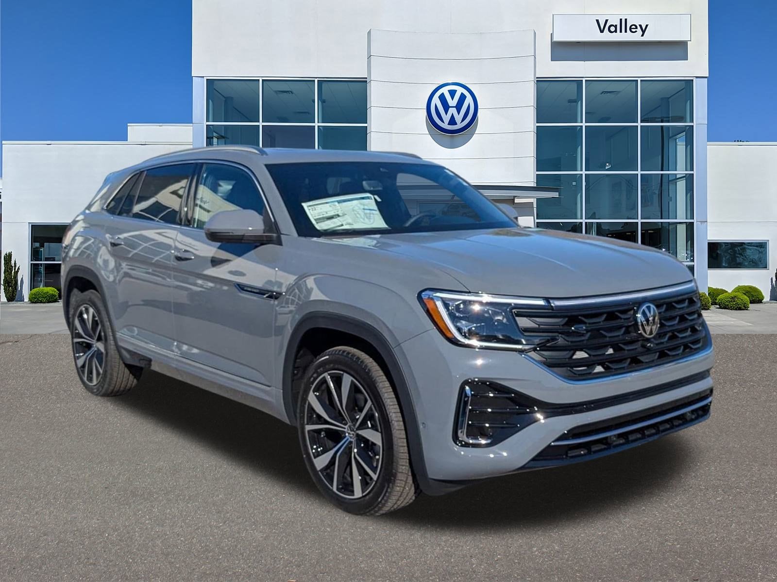 2026 Volkswagen Atlas Cross Sport SEL Premium R-LINE's photo