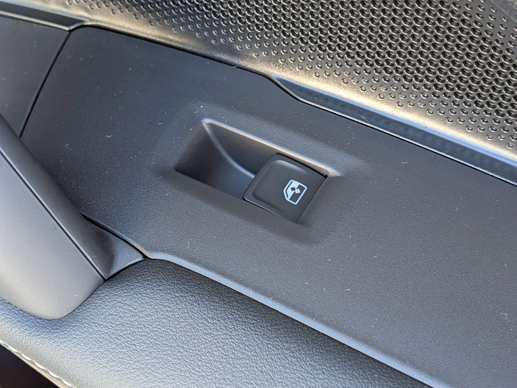 2026 Volkswagen Tiguan S - Photo 33