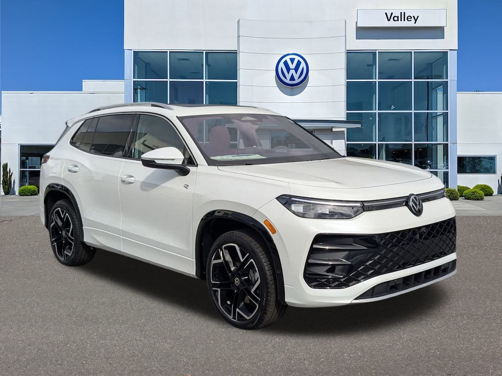 New 2025 Volkswagen Tiguan SEL R-Line 2.0T SEL R-Line 4MOTION