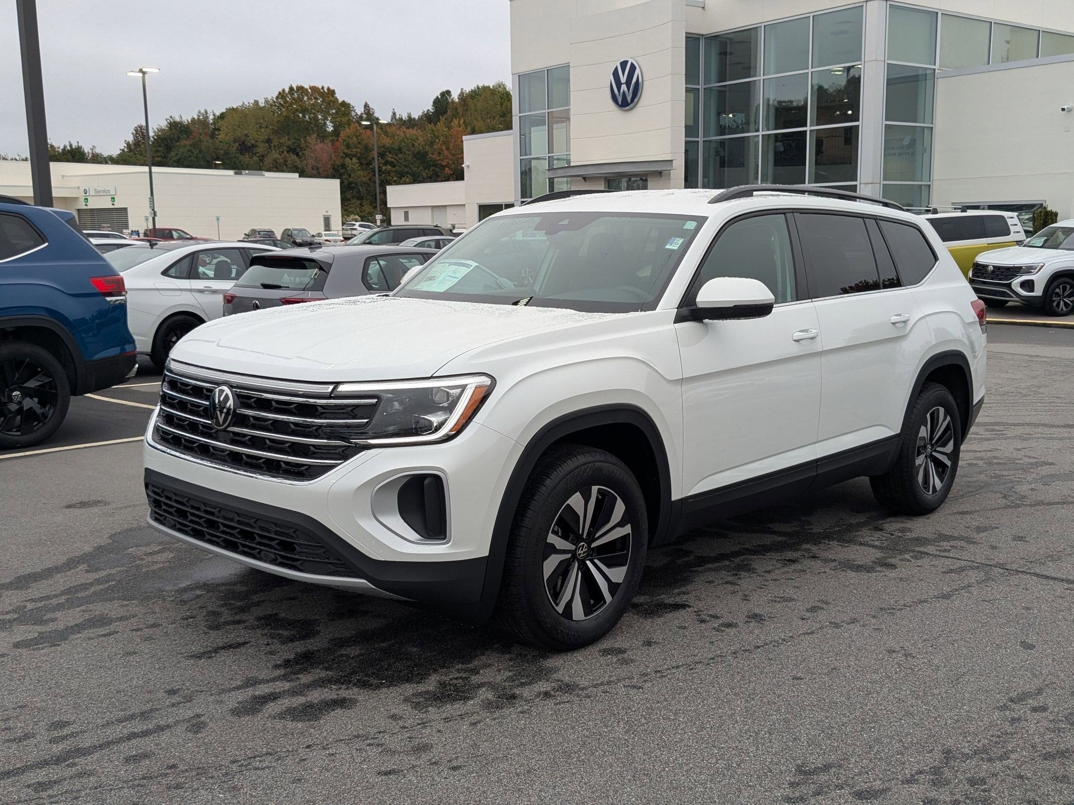 2026 Volkswagen Atlas SE - Photo 7