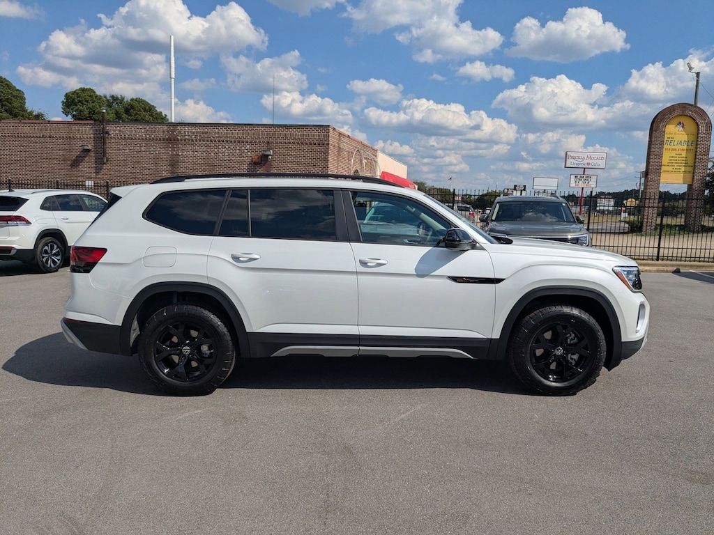 New 2026 Volkswagen Atlas 2.0T Peak Edition 2.0T Peak Edition 4MOTION