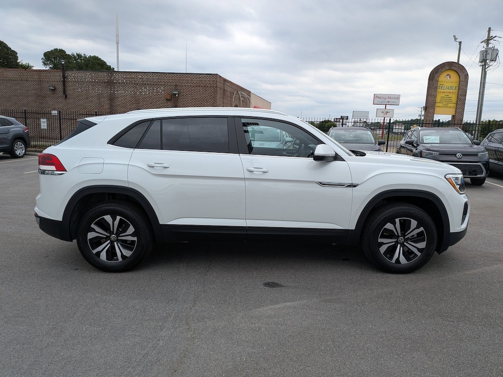 New 2026 Volkswagen Atlas Cross Sport 2.0T SE 2.0T SE 4MOTION