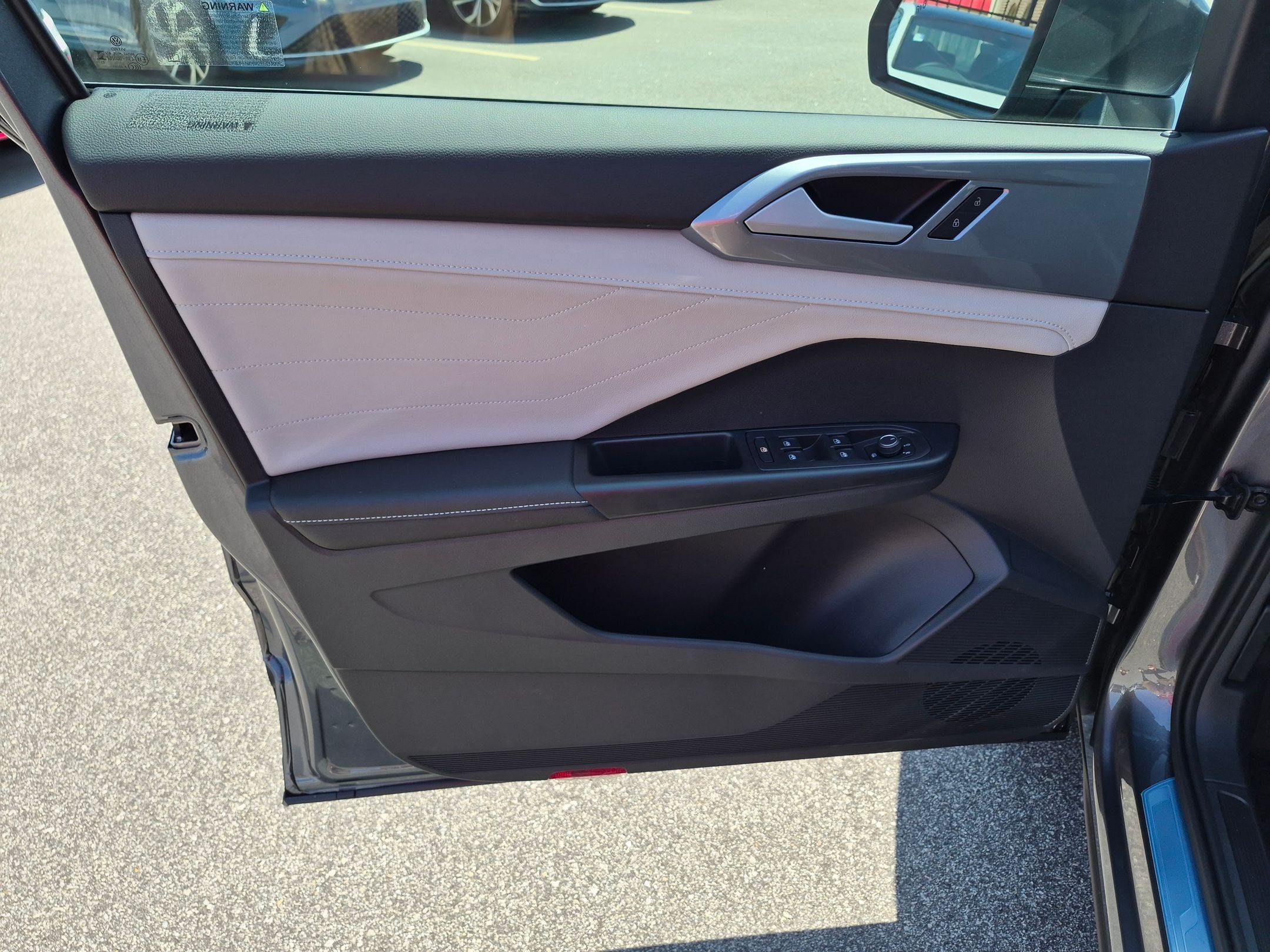 2026 Volkswagen Taos SEL - Photo 11
