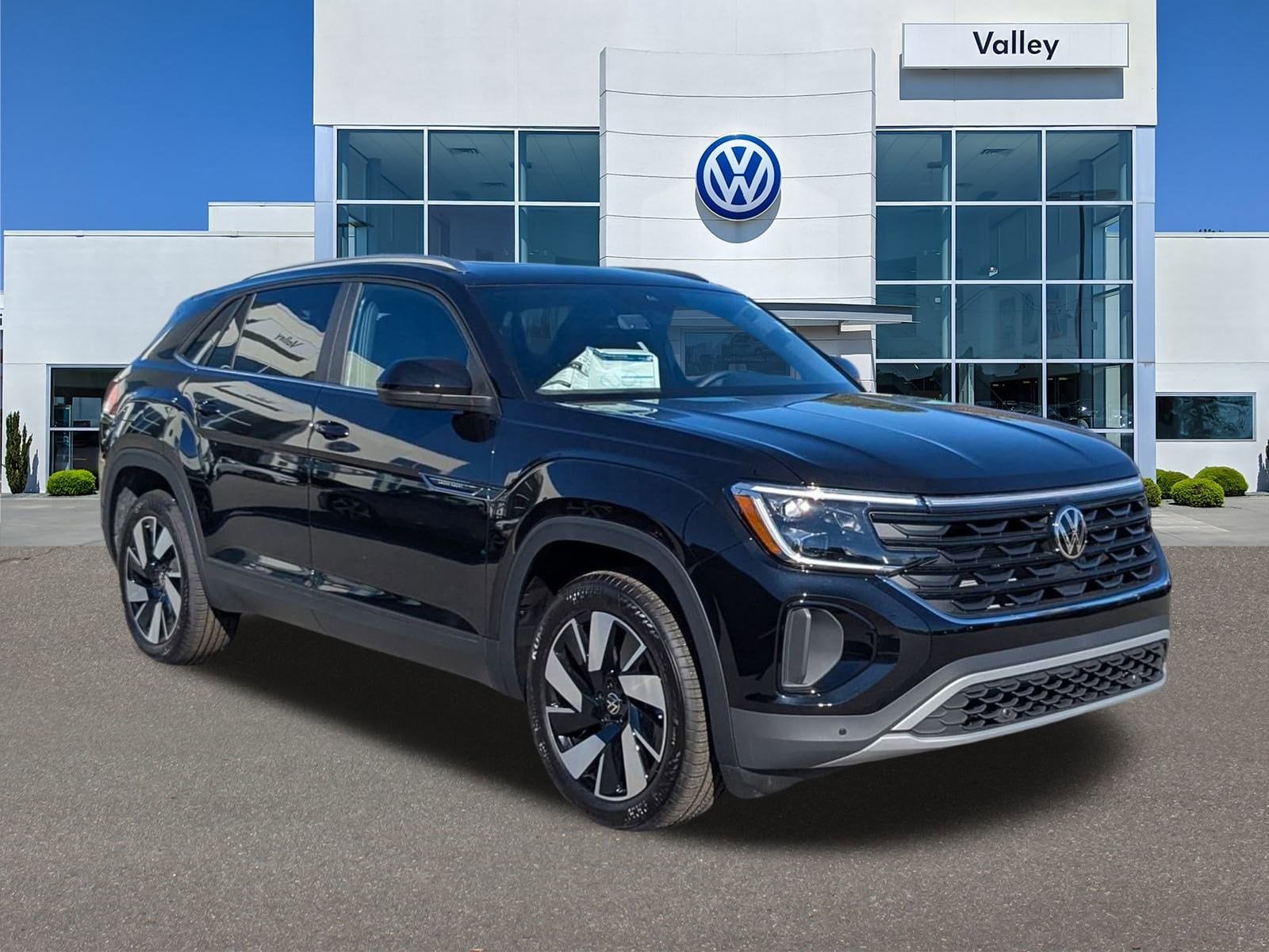 2026 Volkswagen Atlas Cross Sport 2.0T SE w/Technology 4MOTION 