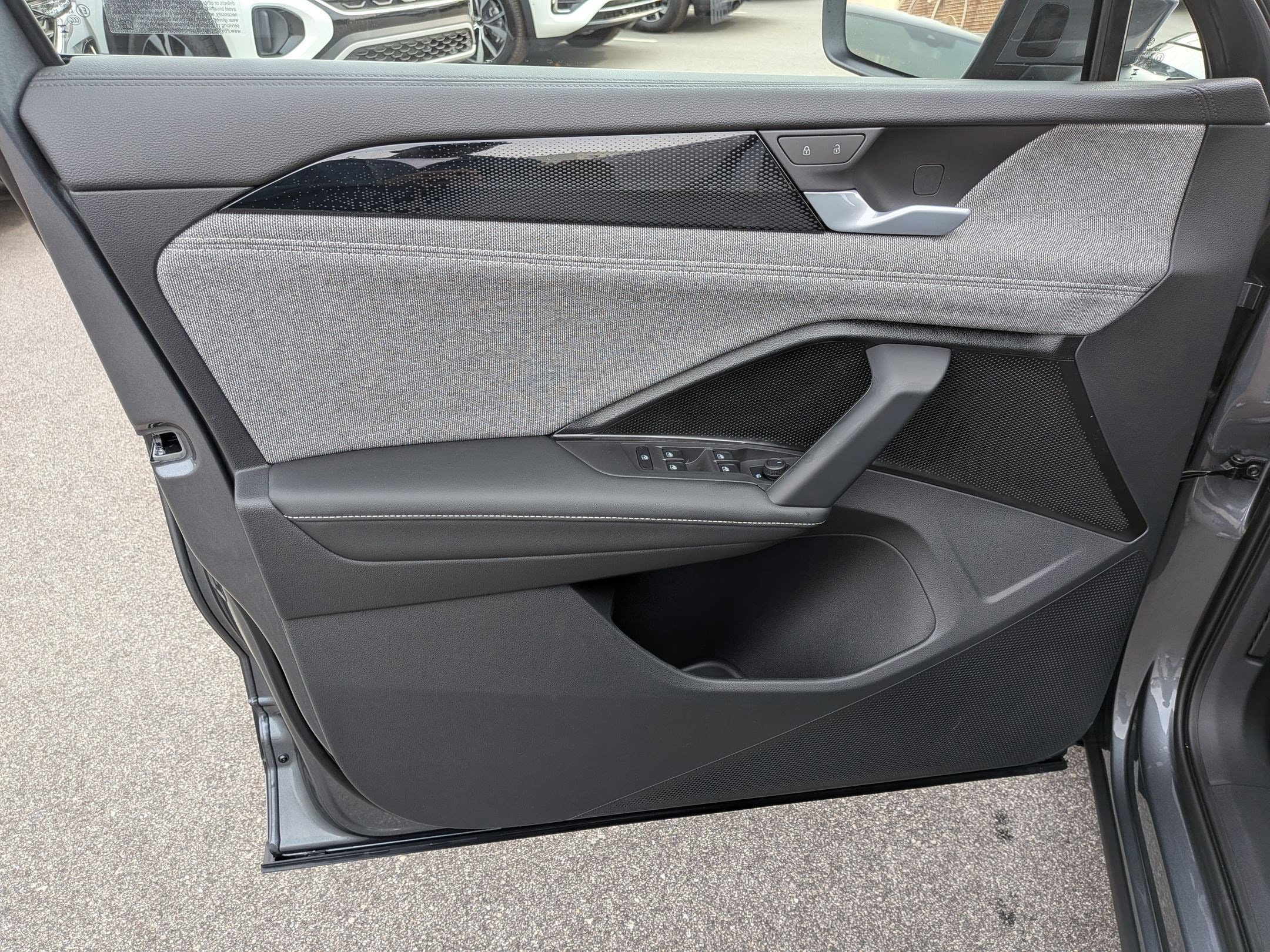 2026 Volkswagen Tiguan S - Photo 11