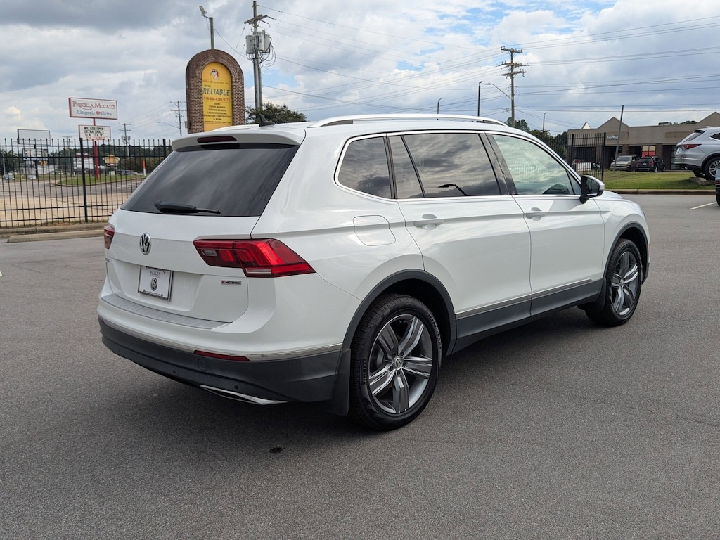 Used 2020 Volkswagen Tiguan SEL 2.0T SEL 4MOTION
