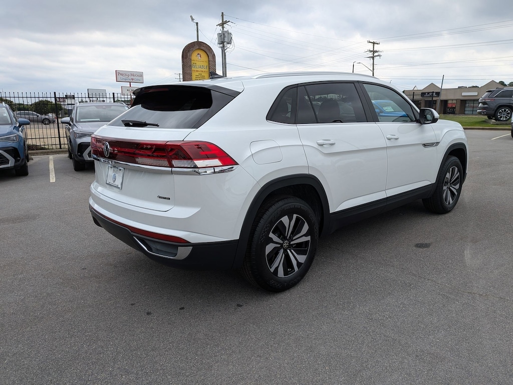 New 2026 Volkswagen Atlas Cross Sport 2.0T SE 2.0T SE 4MOTION