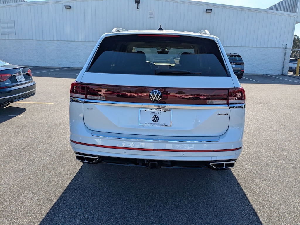 New 2026 Volkswagen Atlas 2.0T SEL Premium R-Line 2.0T SEL Premium R-Line 4MOTION