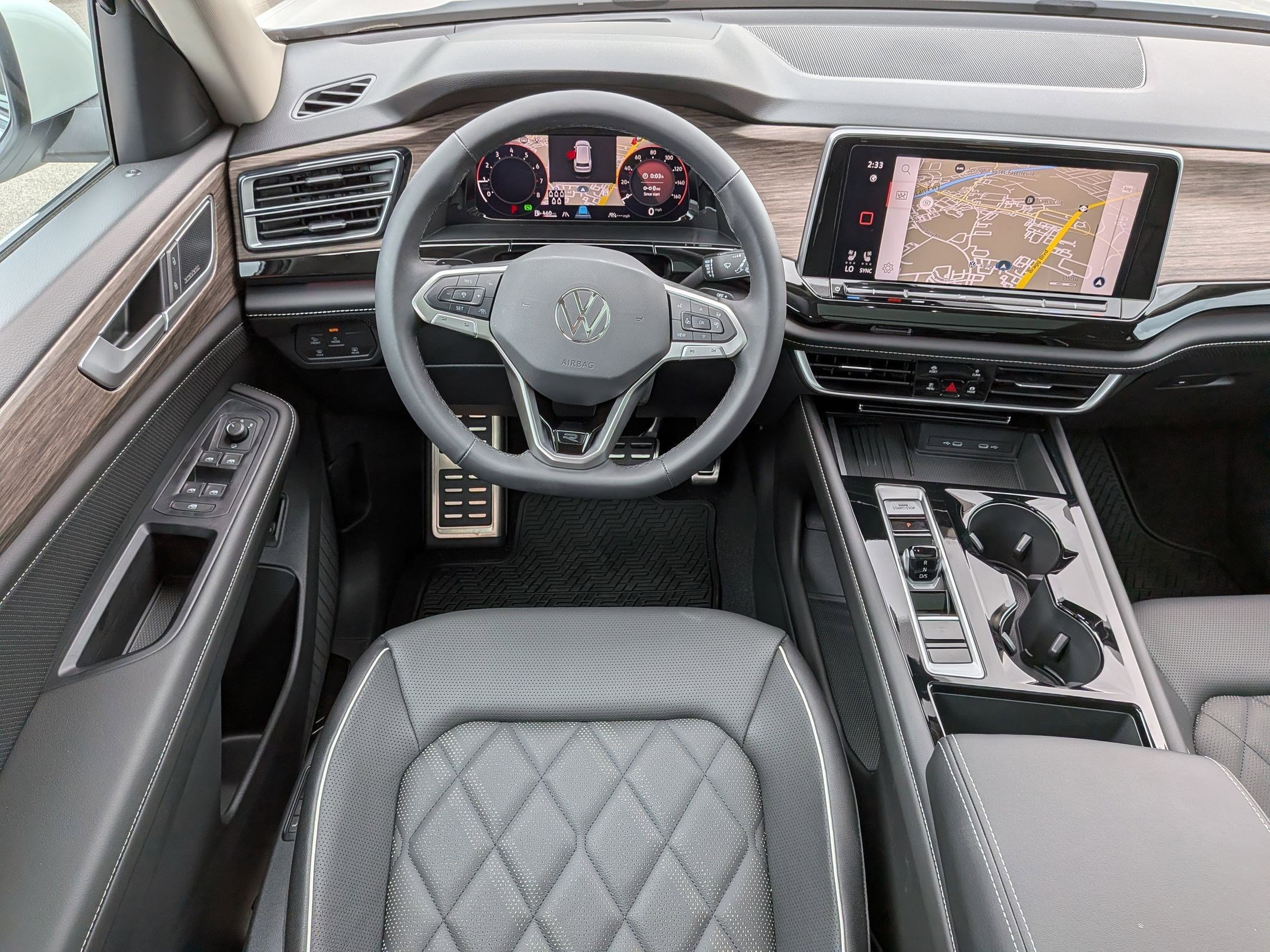 2026 Volkswagen Atlas SEL Premium R-Line - Photo 32