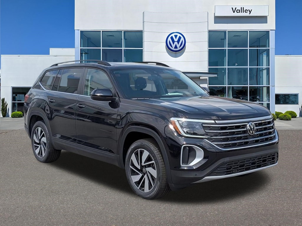 New 2026 Volkswagen Atlas 2.0T SE w/Technology 2.0T SE w/Technology FWD