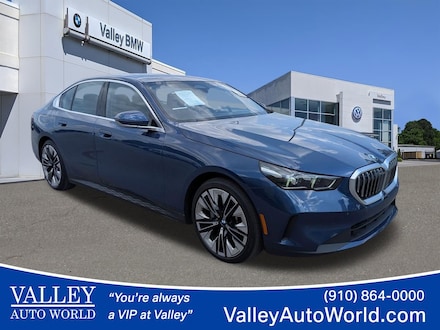 2025 BMW 5 Series 530i Sedan