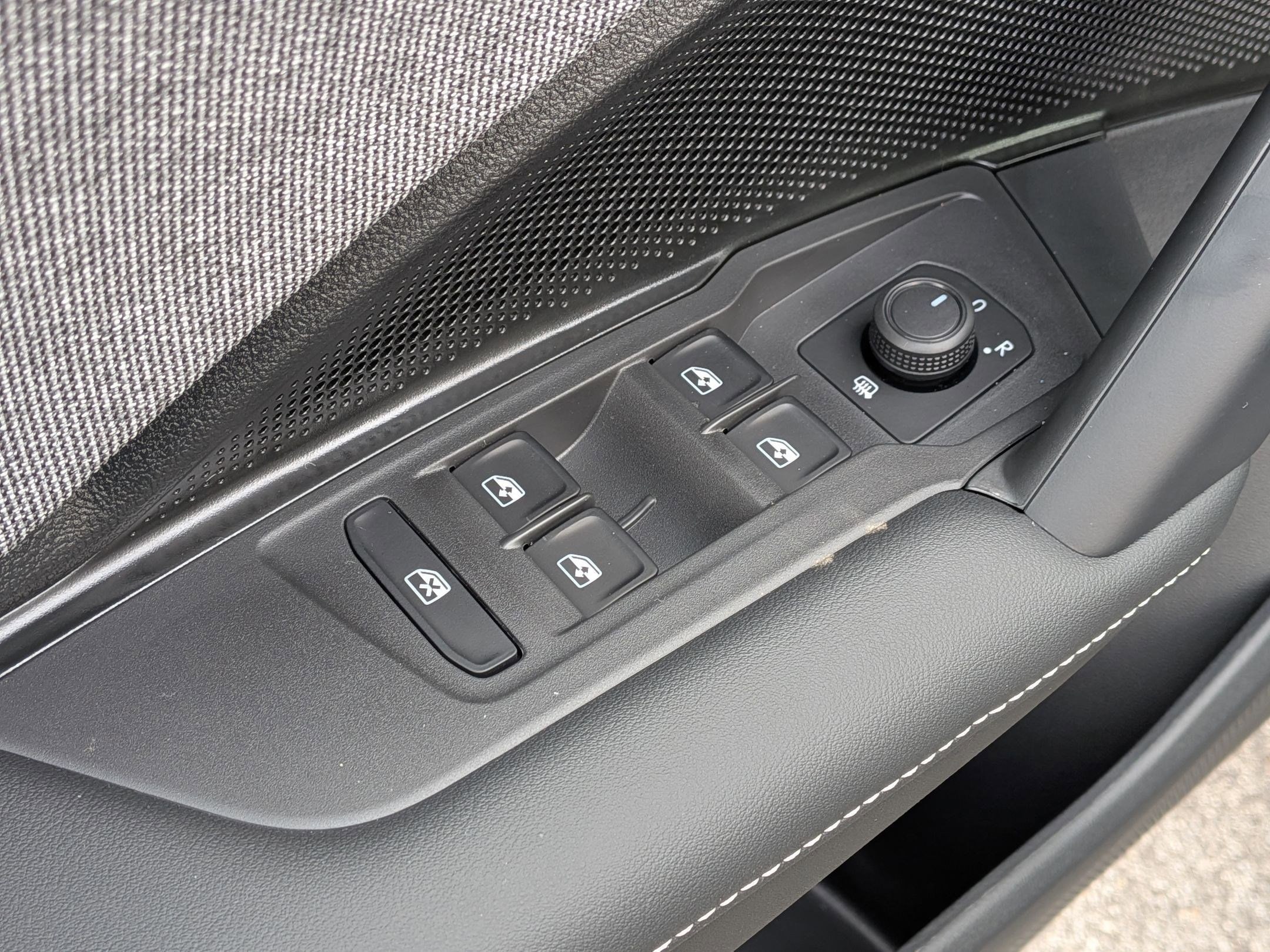 2026 Volkswagen Tiguan S - Photo 13
